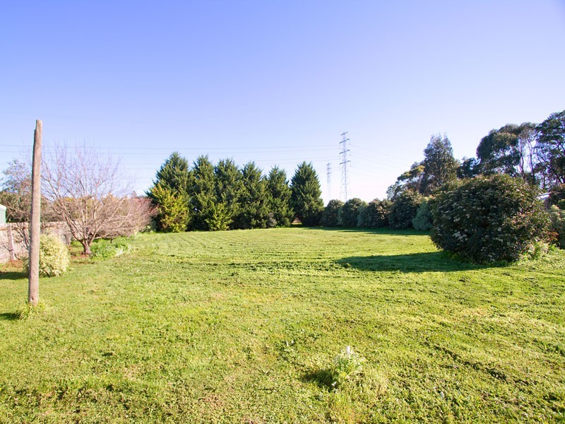 23 Elcan Avenue, Cranbourne VIC 3977