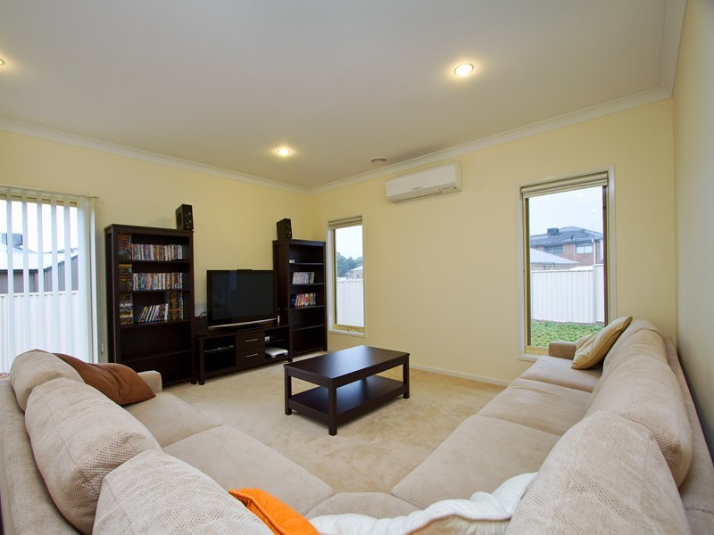 3 Sugar Glider Place, Langwarrin VIC 3910