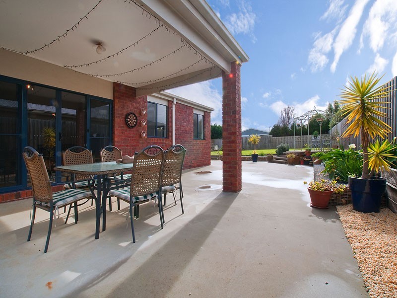 31 Brimbrim Crescent, Mornington VIC 3931