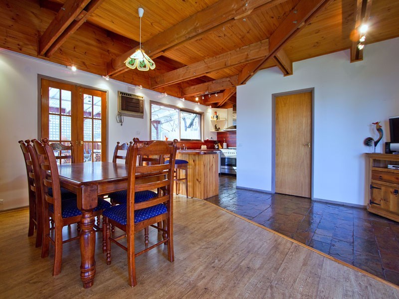 8 Abram Court, Frankston South VIC 3199