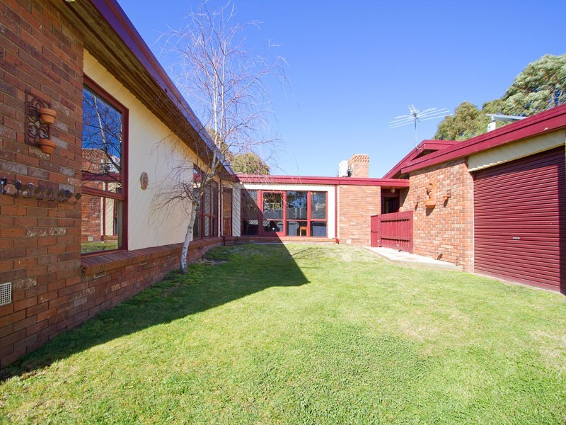 8 Abram Court, Frankston South VIC 3199