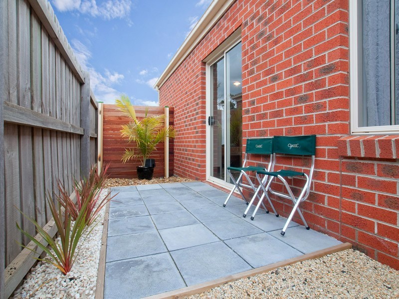 52 Ferndown Drive, Cranbourne VIC 3977
