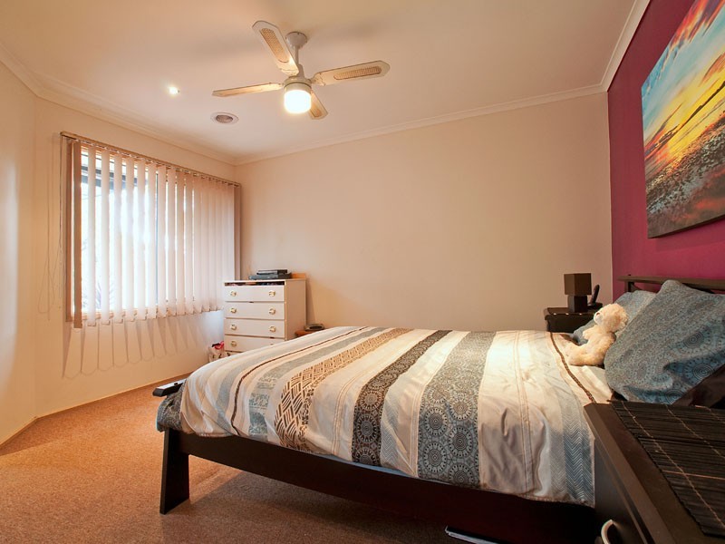 40 Aquarius Drive, Frankston VIC 3199