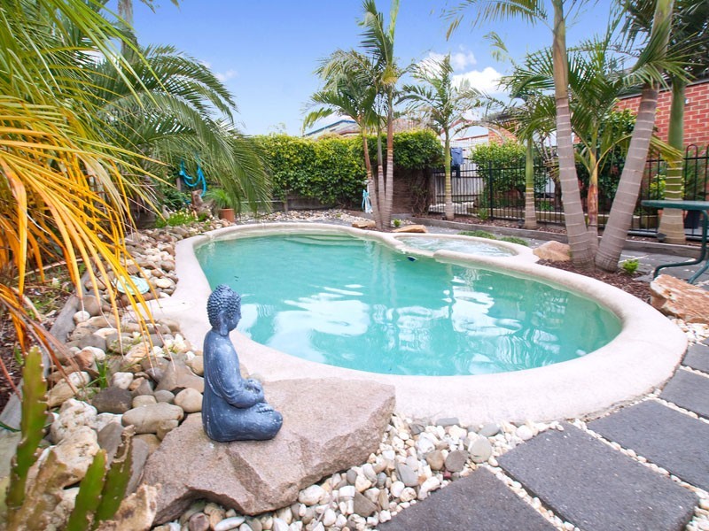 11 Trafalgar Square, Frankston South VIC 3199