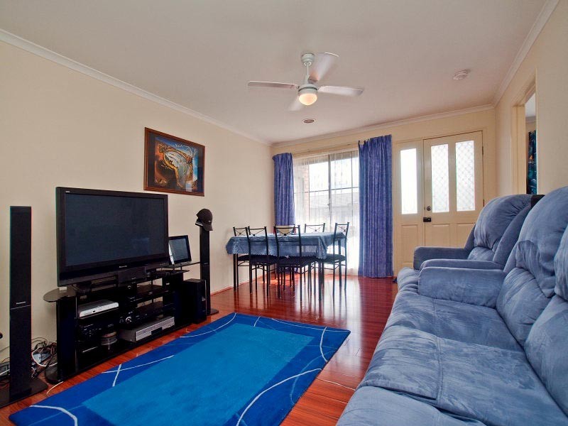 27 Alberton Drive, Cranbourne VIC 3977