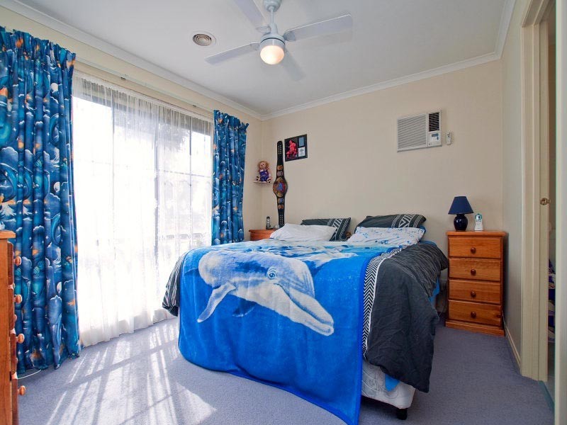 27 Alberton Drive, Cranbourne VIC 3977