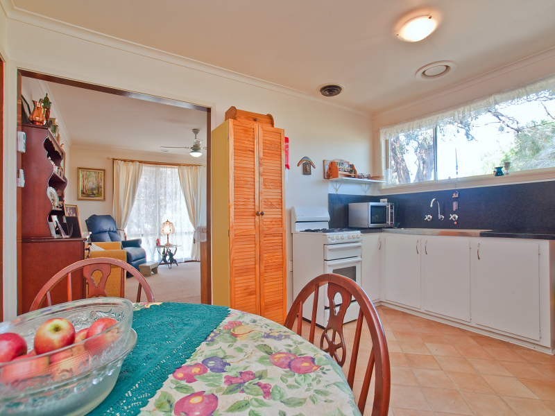 12 Pecan Court, Frankston North VIC 3200