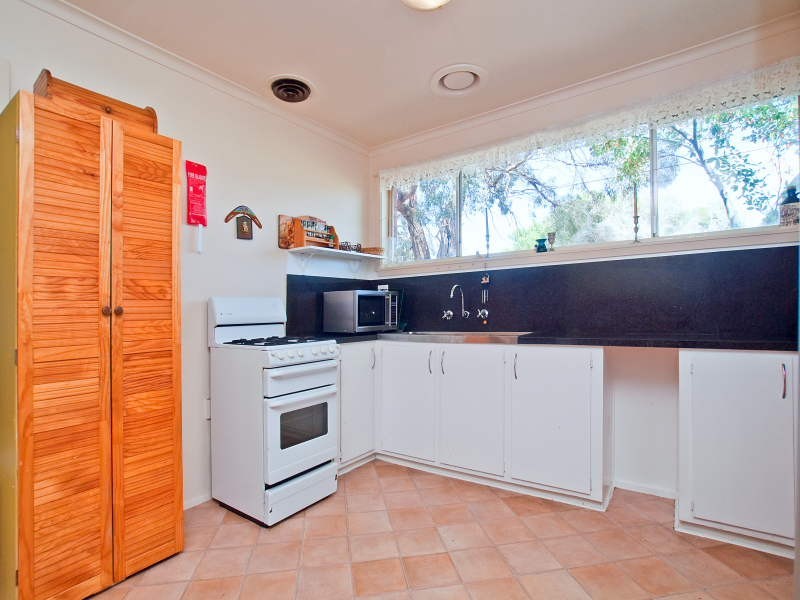 12 Pecan Court, Frankston North VIC 3200