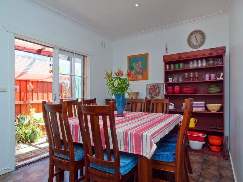 11 Emanuel Drive, Seaford VIC 3198