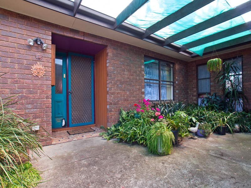 11 Emanuel Drive, Seaford VIC 3198