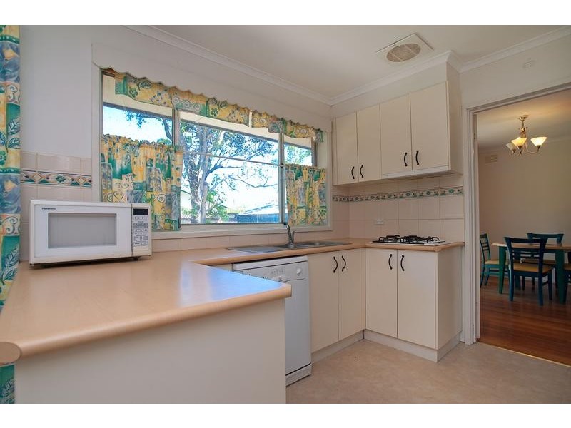 8 Owen Close, Frankston VIC 3199