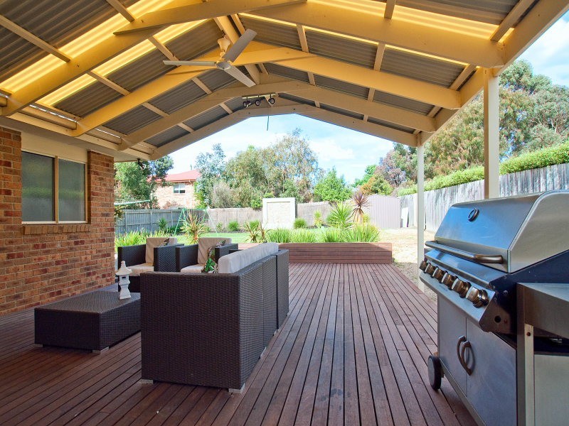 20 Poplar Grove, Langwarrin VIC 3910