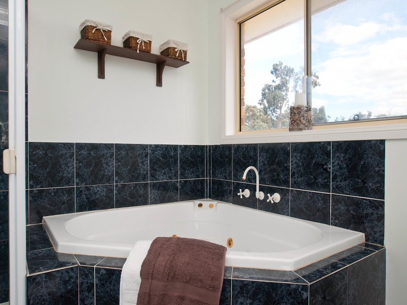 20 Poplar Grove, Langwarrin VIC 3910