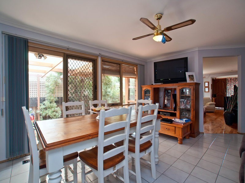 26 Tyntynder Drive, Carrum Downs VIC 3201