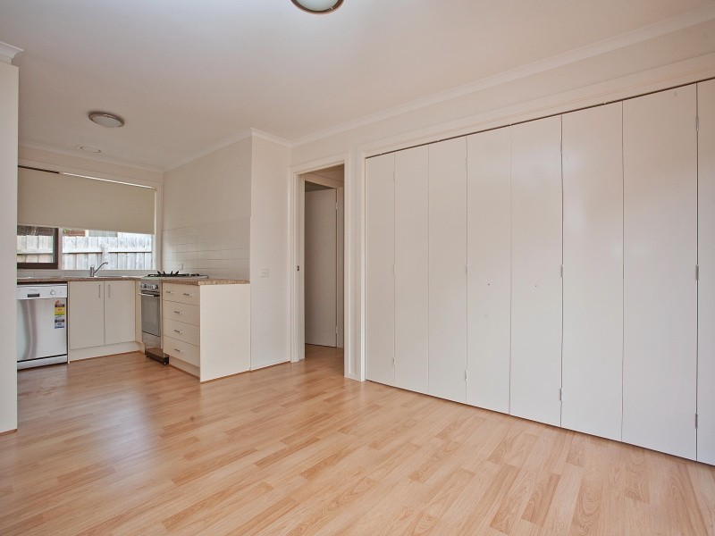 1/12 Gattinara Drive, Frankston VIC 3199