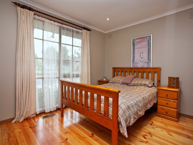 9 Chatswood Avenue, Langwarrin VIC 3910