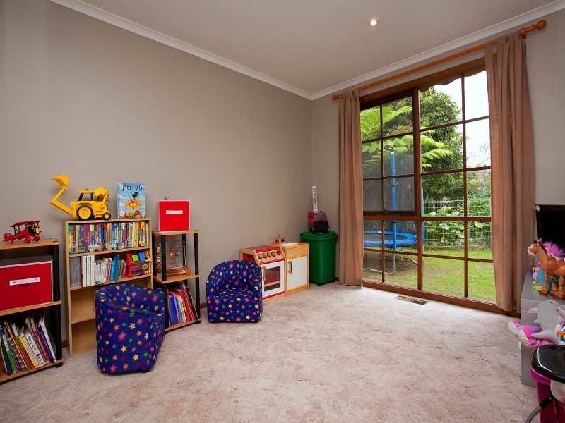 9 Chatswood Avenue, Langwarrin VIC 3910