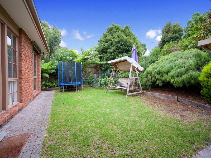 9 Chatswood Avenue, Langwarrin VIC 3910