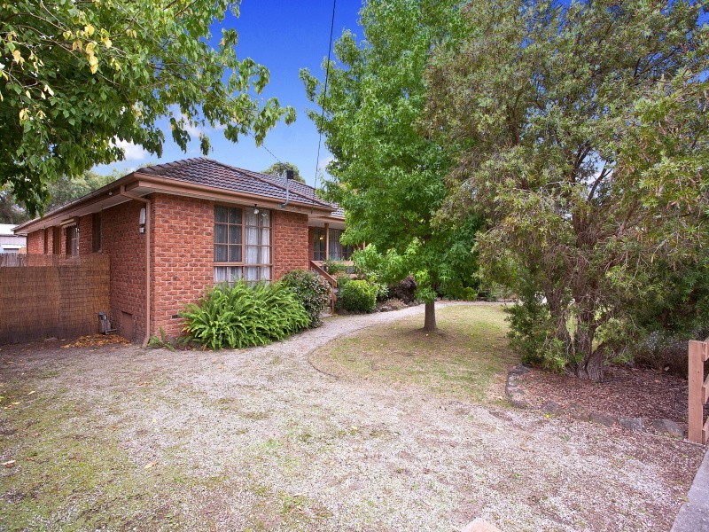 9 Chatswood Avenue, Langwarrin VIC 3910