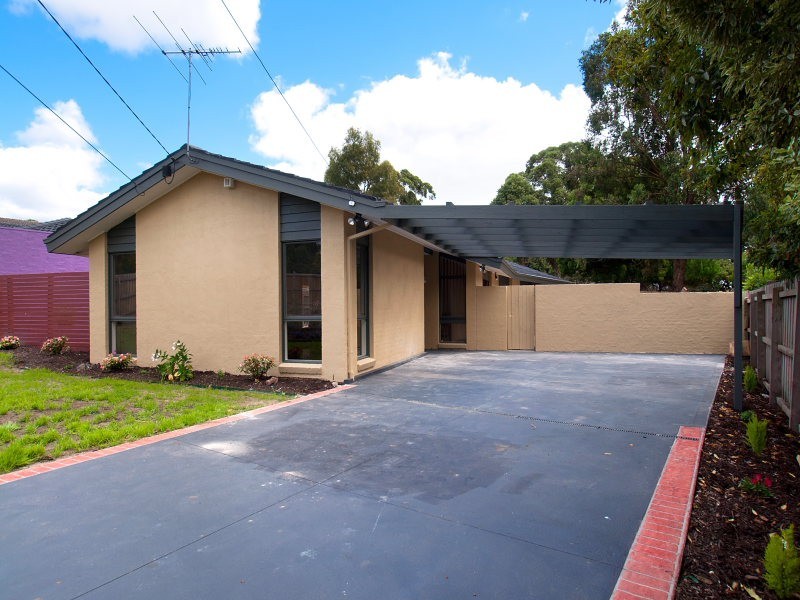 42 Maria Drive, Langwarrin VIC 3910