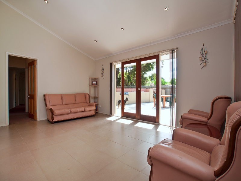 42 Maria Drive, Langwarrin VIC 3910