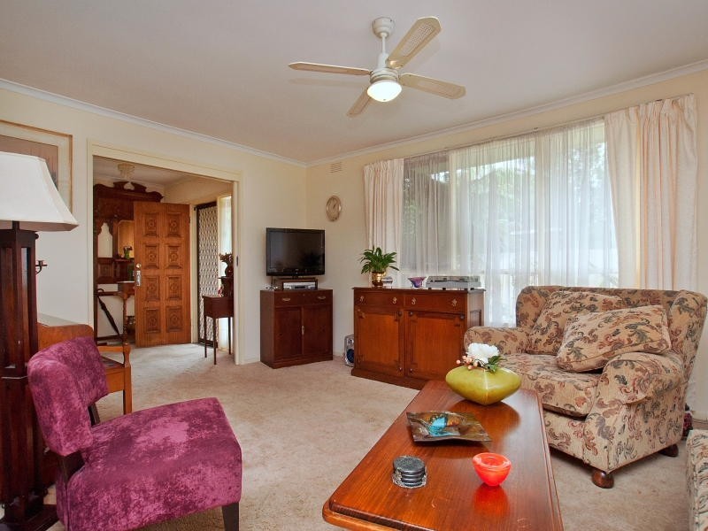 6 Elliott Street, Seaford VIC 3198