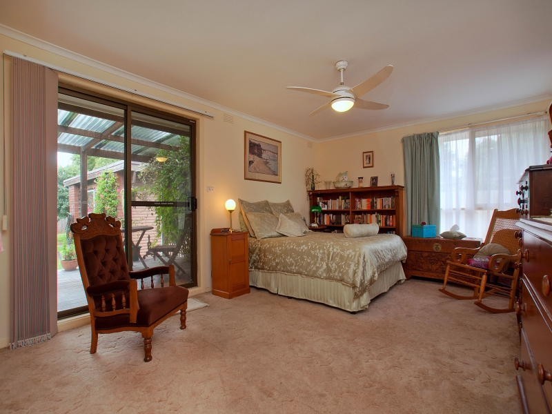 6 Elliott Street, Seaford VIC 3198