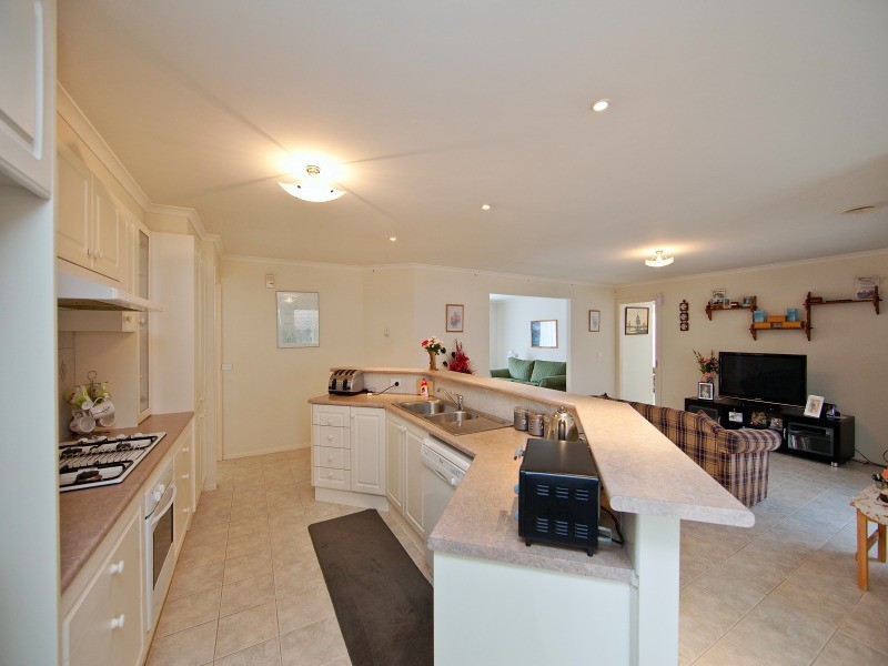 10 Pineview Court, Narre Warren South VIC 3805