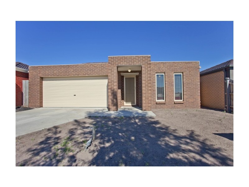 20 Vega Terrace, Cranbourne VIC 3977