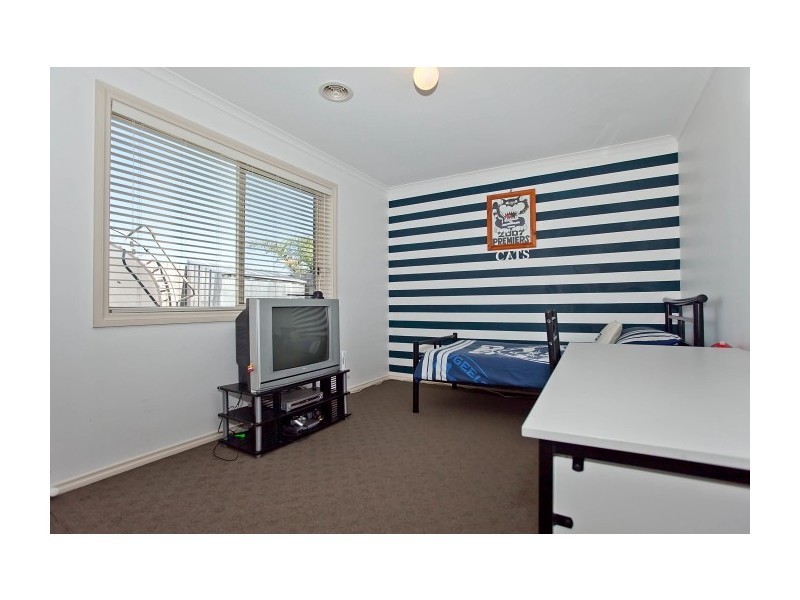 20 Vega Terrace, Cranbourne VIC 3977