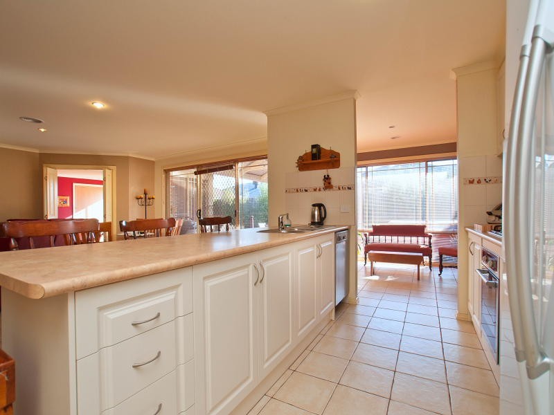 13 Wicklow Drive, Cranbourne VIC 3977