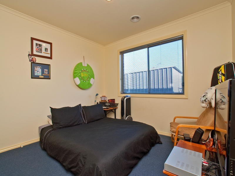 13 Wicklow Drive, Cranbourne VIC 3977