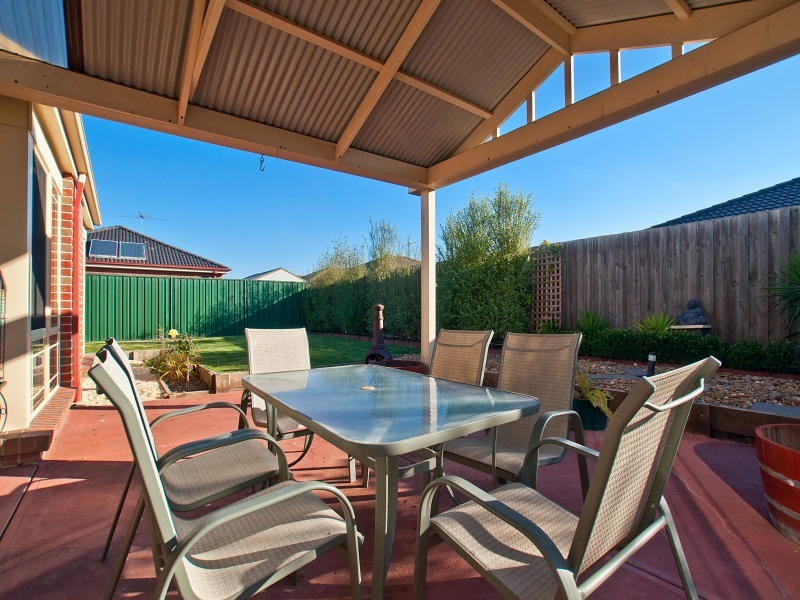 13 Wicklow Drive, Cranbourne VIC 3977