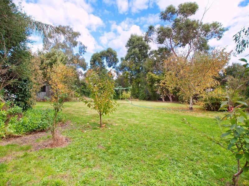 14 Dueran Street, Mount Eliza VIC 3930