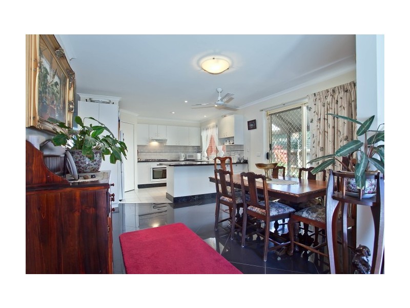 13 Tranter Square, Lynbrook VIC 3975