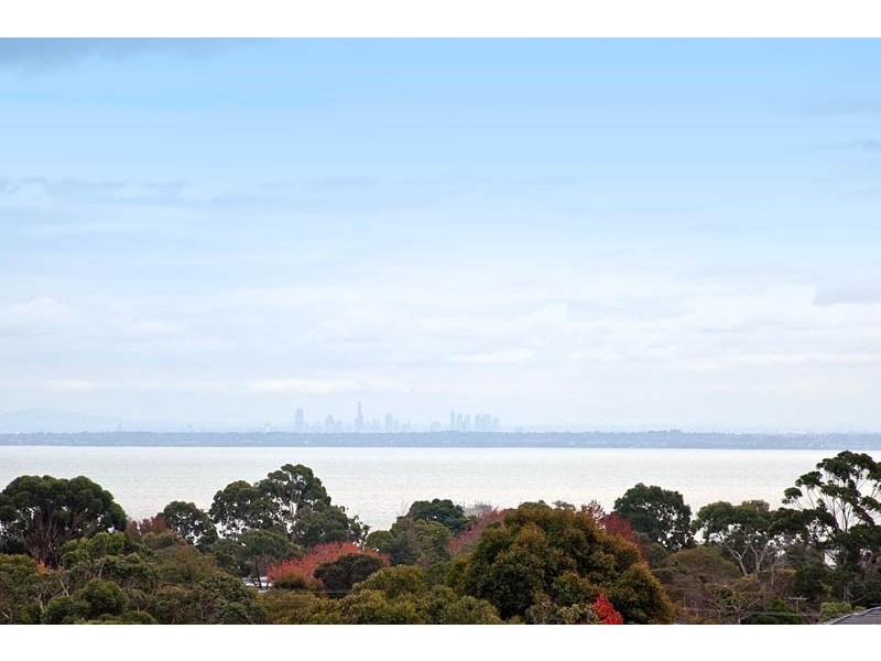 8 Port Phillip View, Frankston South VIC 3199