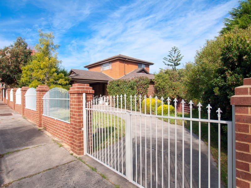 2 Ithaca Road, Frankston South VIC 3199