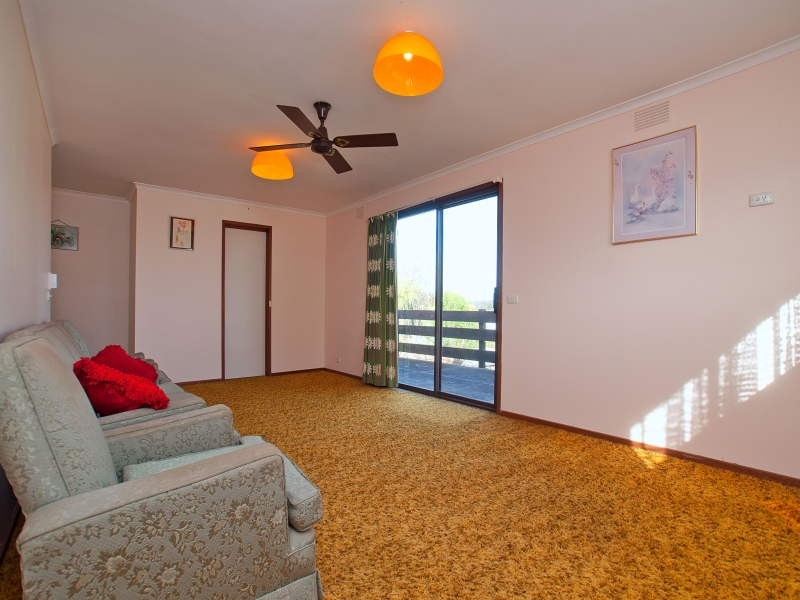 2 Ithaca Road, Frankston South VIC 3199