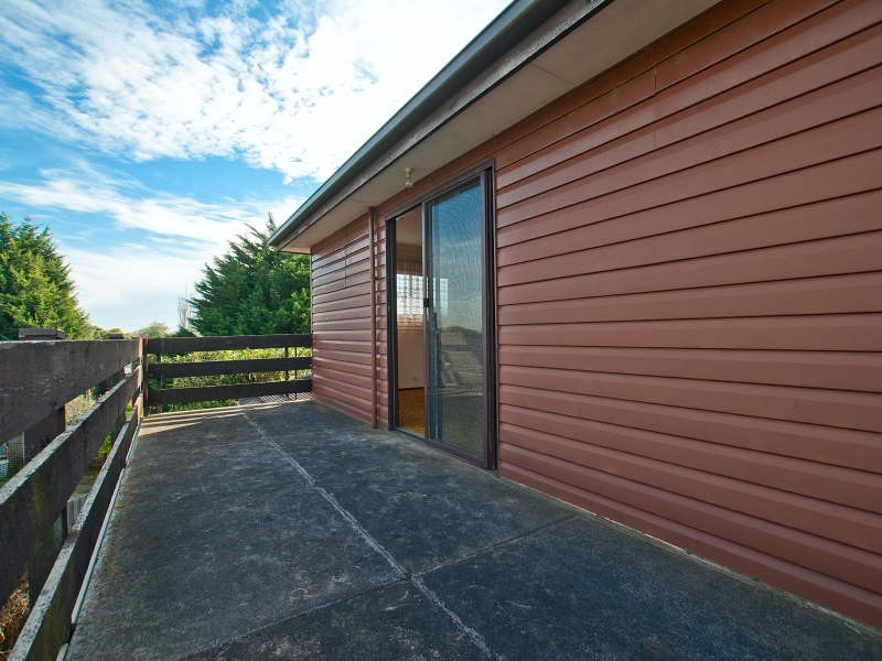 2 Ithaca Road, Frankston South VIC 3199