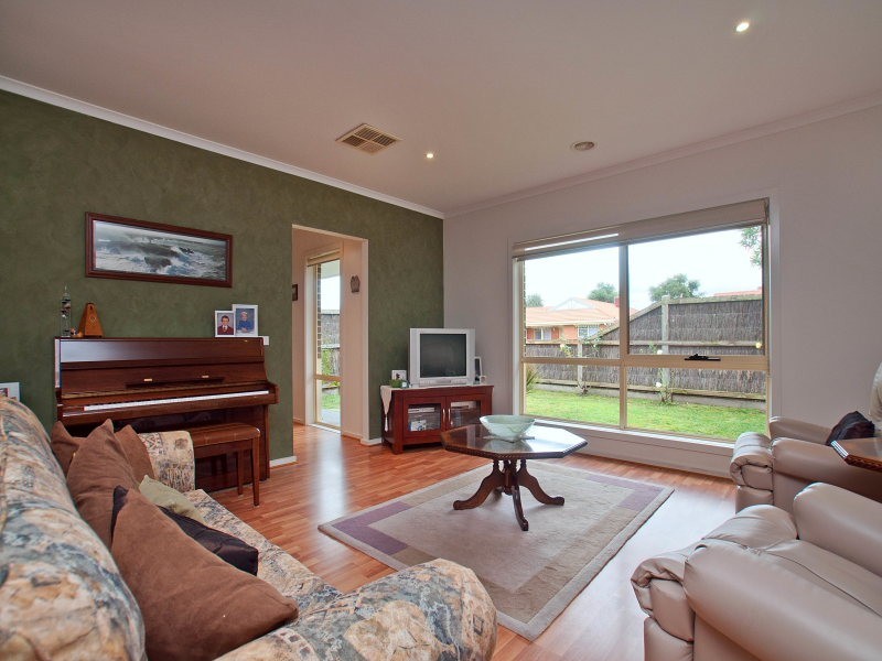 4/88 Granite Drive, Langwarrin VIC 3910