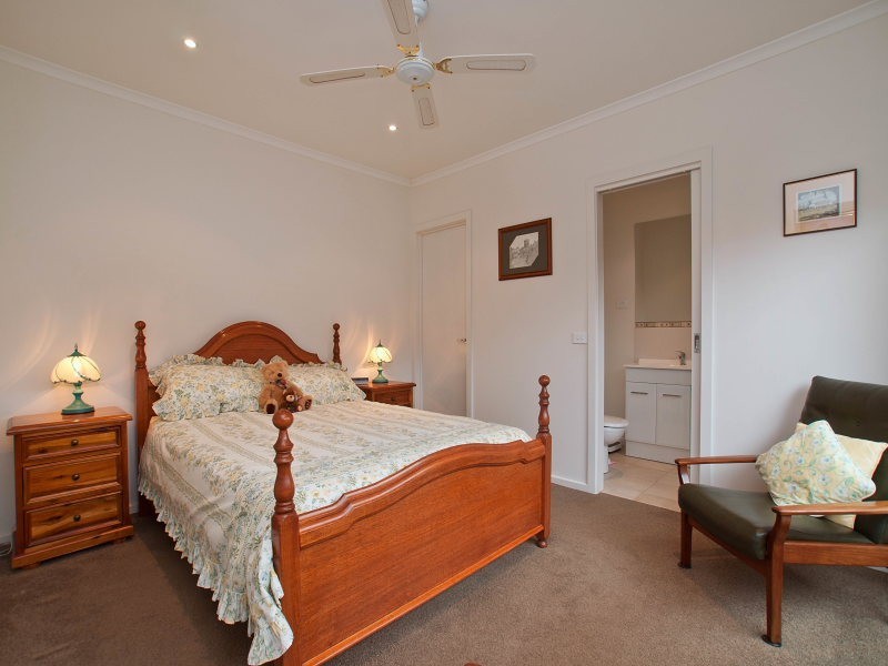 4/88 Granite Drive, Langwarrin VIC 3910