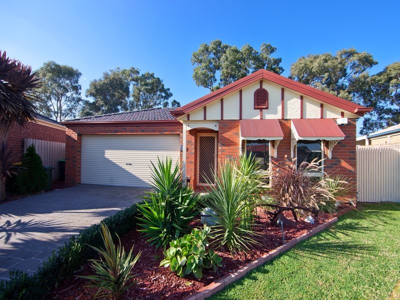 24 Brumbys Road, Carrum Downs VIC 3201