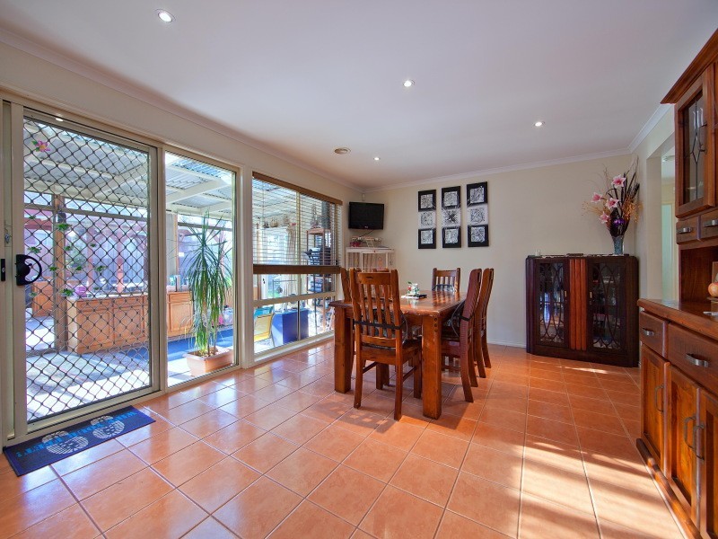 24 Brumbys Road, Carrum Downs VIC 3201