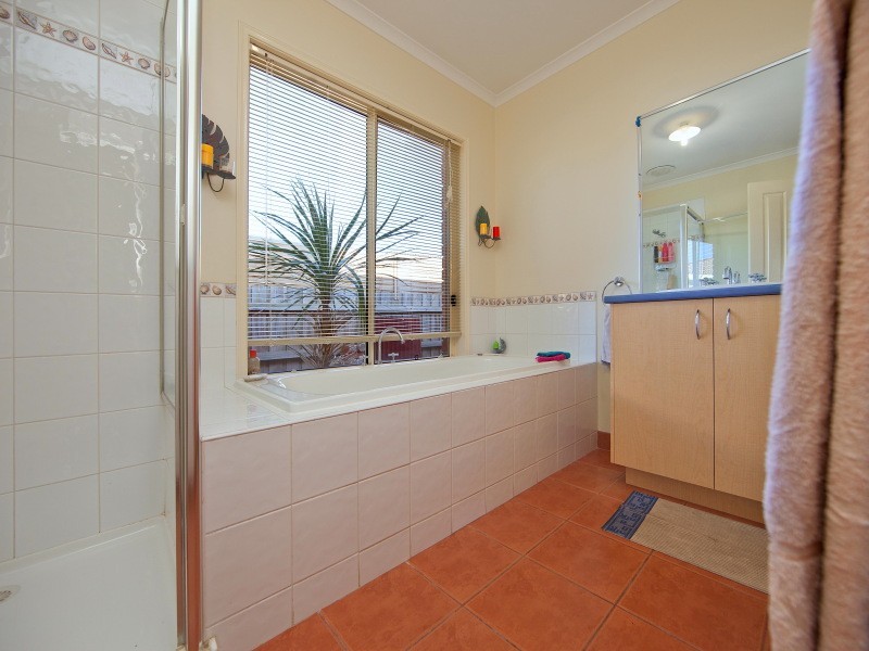 24 Brumbys Road, Carrum Downs VIC 3201