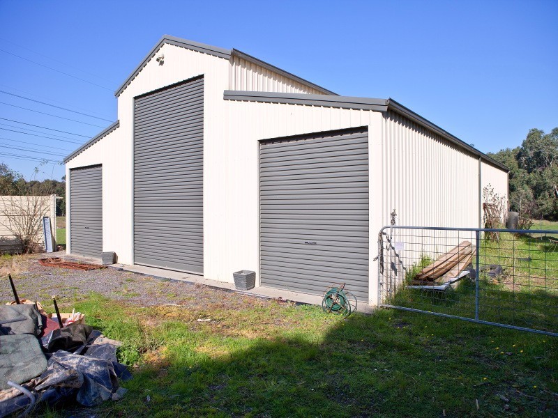15 Walter Way, Cranbourne South VIC 3977