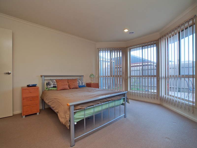 25 Kingdom Drive, Cranbourne VIC 3977