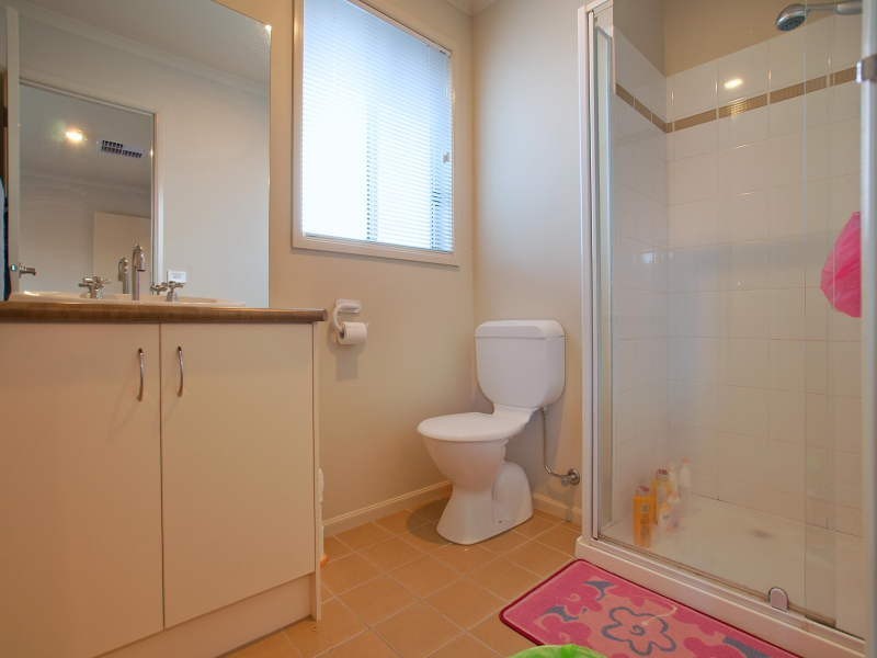 25 Kingdom Drive, Cranbourne VIC 3977