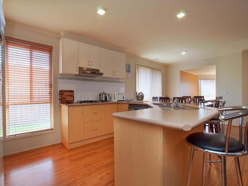 25 Kingdom Drive, Cranbourne VIC 3977