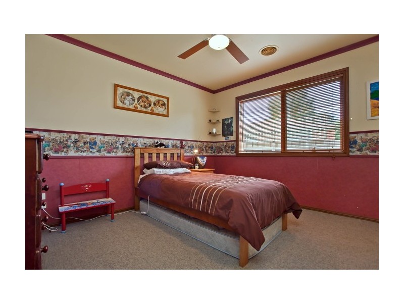 12 Cameron Court, Somerville VIC 3912