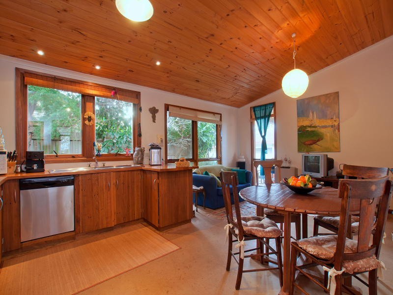 8B Lloyd Street, Langwarrin VIC 3910